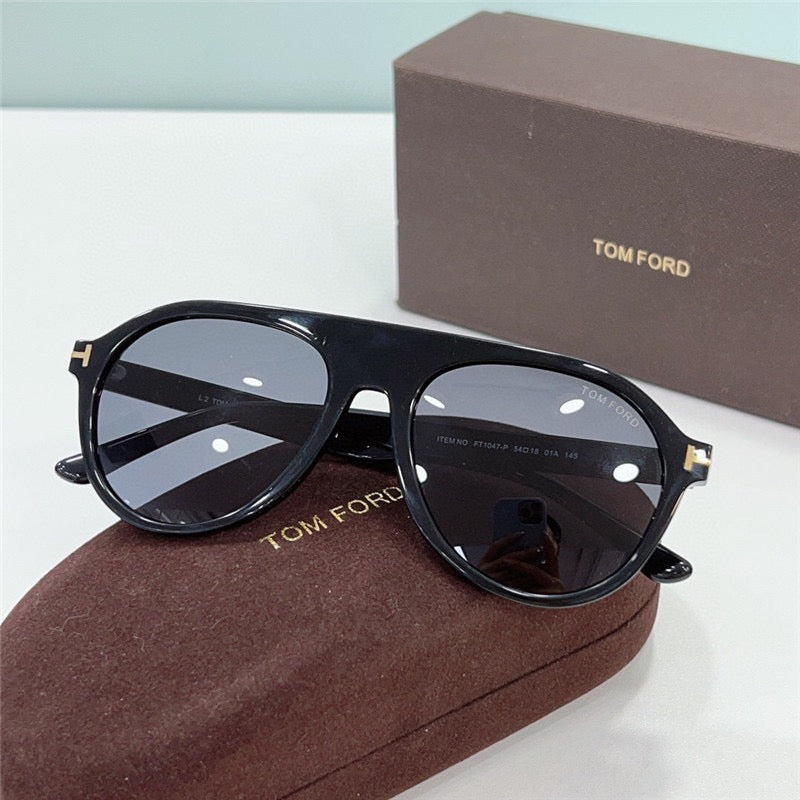 TOM FORD Pilot Horn TF1047 Private Collection Sunglasses $1100 ✨ - buyonlinebehappy