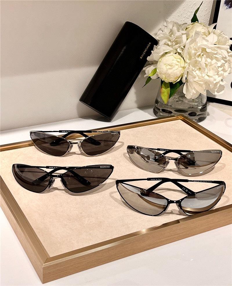 BALENCIAGA RAZOR CAT EYE BB0315 XL Black-Silver Sunglasses🏳️ - buyonlinebehappy