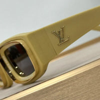Louis Vuitton Z2388E Runway Super Vision Low Square Sunglasses ✨