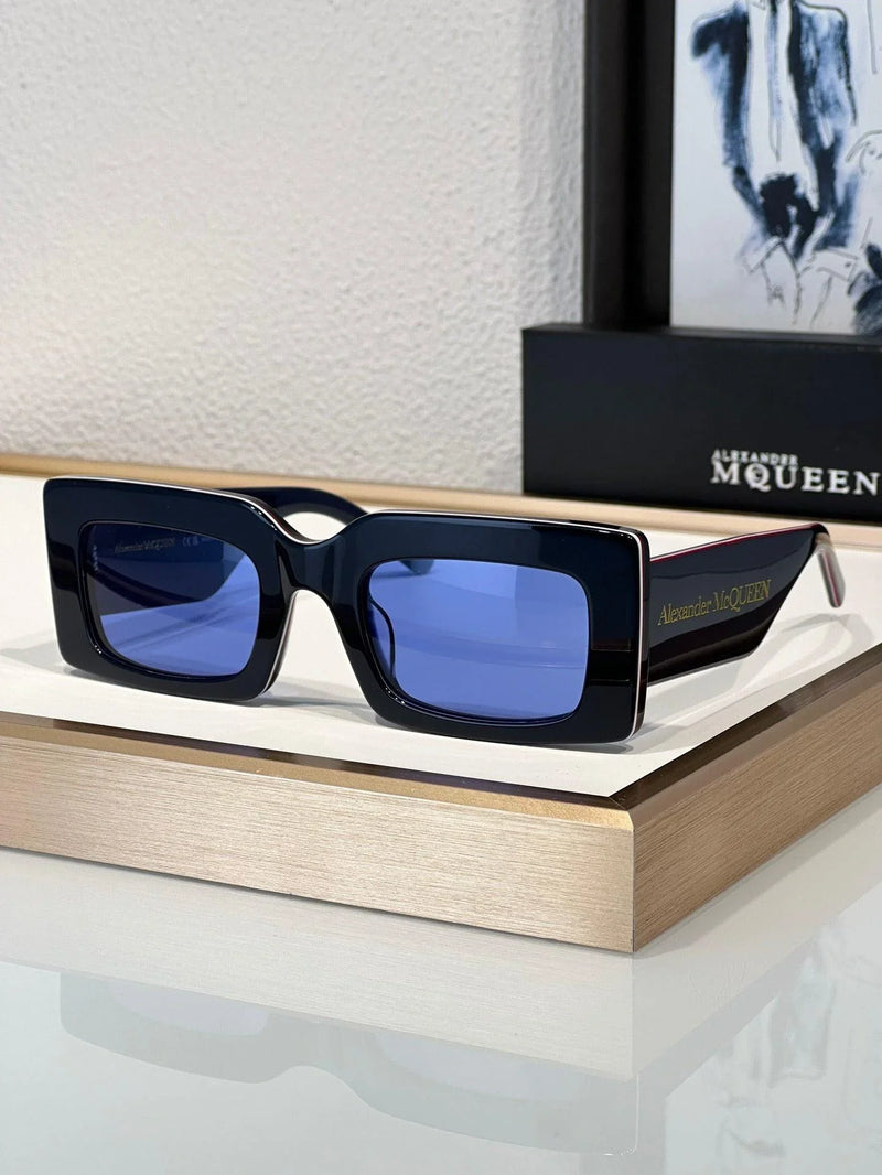 Alexander McQueen AM 0433S 001s Sunglasses Unisex💀