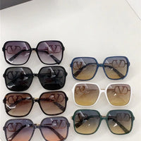 Valentino SUNGLASSES VA4101 50018G 59✨