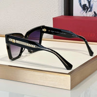 New Season $810 VALENTINO V - GRACE OVERSIZED CATEYE ACETATE FRAME Sunglasses✨