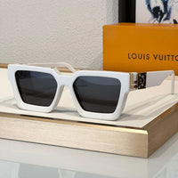 Louis Vuitton Z1910E LV Clash Low Square Sunglasses  ✨