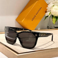 LOUIS VUITTON Z1844U LV Shadow Square Sunglasses  ✨