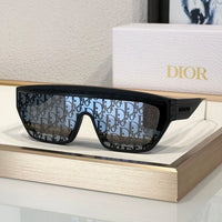 DIOR HOMME DiorClub M7U Women's Sunglasses✨