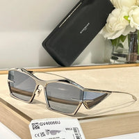 GIVENCHY GIV CUT GV40066U Cat-eye gold-tone sunglasses Size 66✨