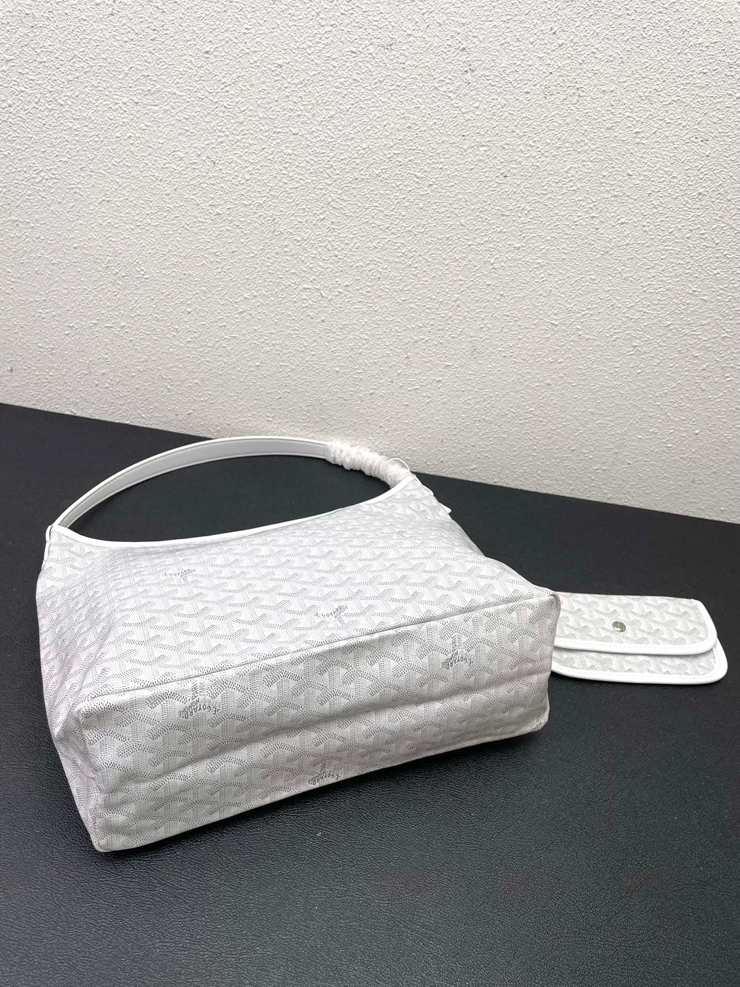 Goyard Bohème Hobo Bag 42cm ✨ - buyonlinebehappy