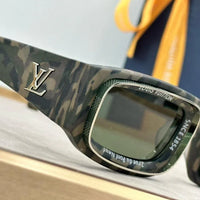 Louis Vuitton Z2388E Runway Super Vision Low Square Sunglasses ✨