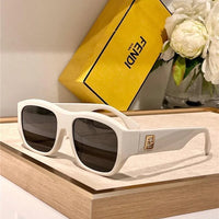 Fendi FE40117 Sunglasses Women's✨