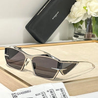 GIVENCHY GIV CUT GV40066U Cat-eye gold-tone sunglasses Size 66✨