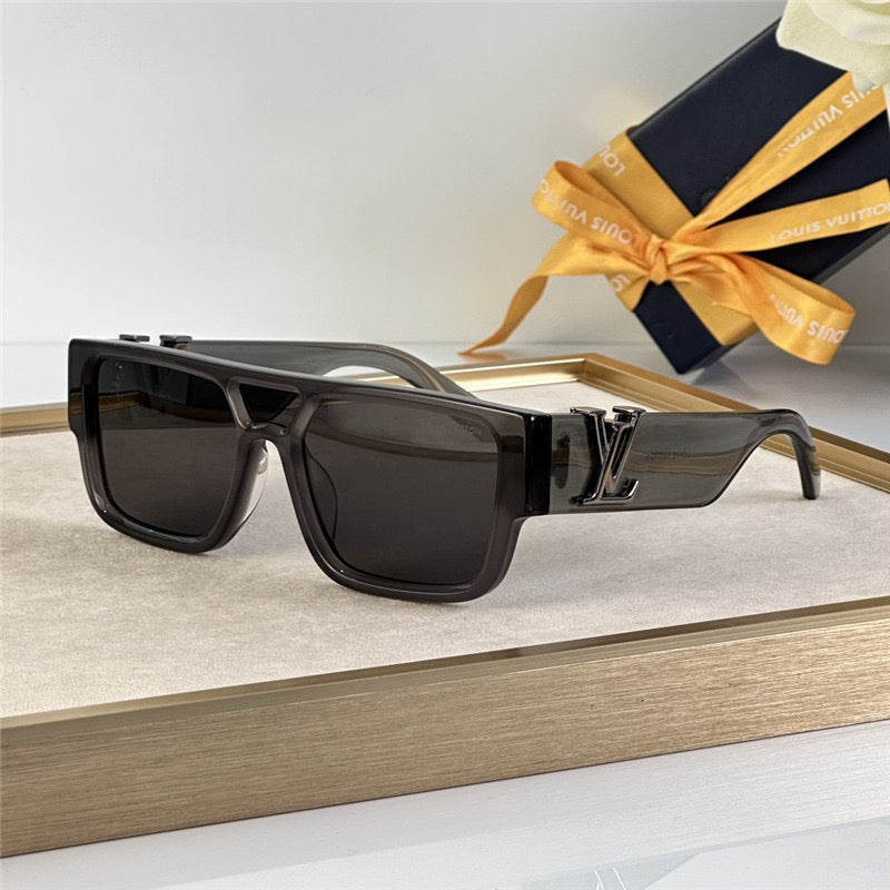 Louis Vuitton Z2086W New LV Sleek Square Sunglasses ✨ - buyonlinebehappy