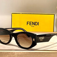 FENDI Roma FE40125 Sunglasses shape Women's✨