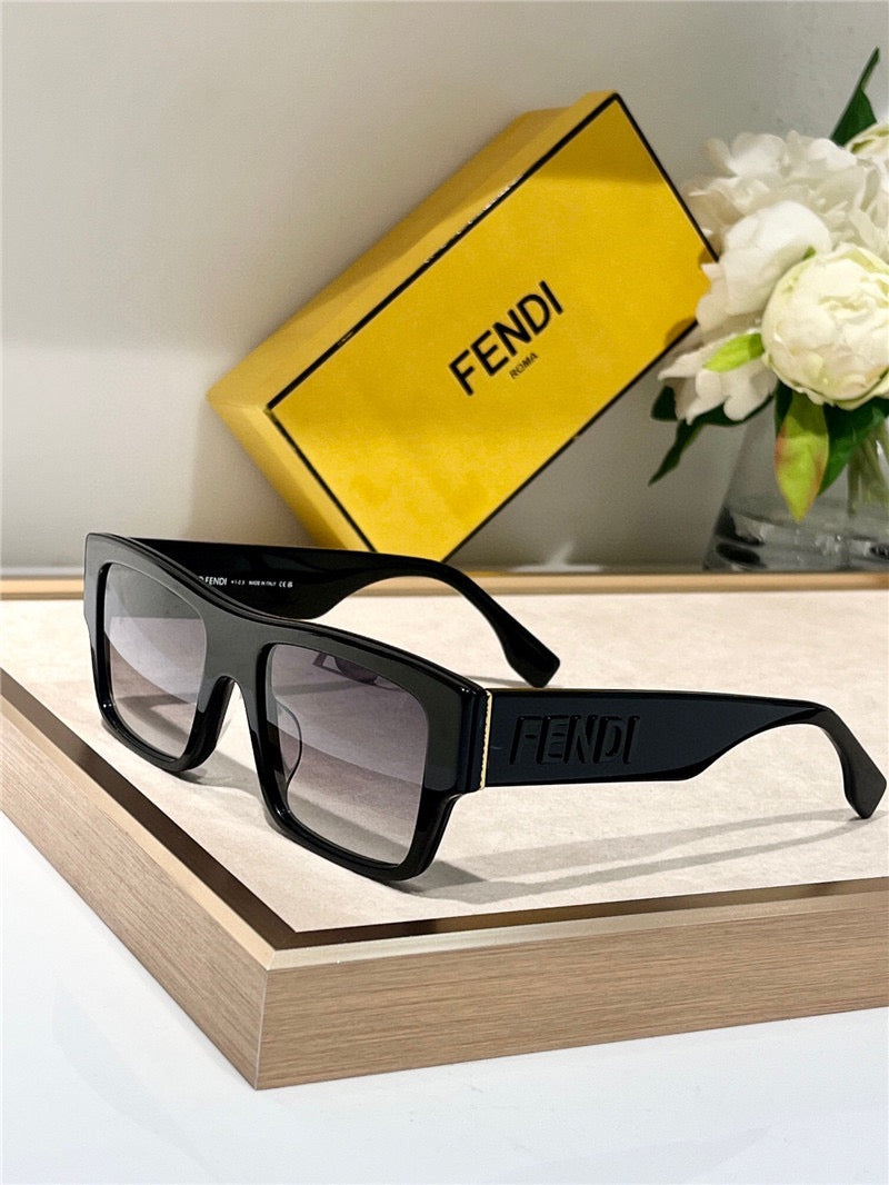 FENDI Roma FE40118 Sunglasses shape Women's✨ - buyonlinebehappy