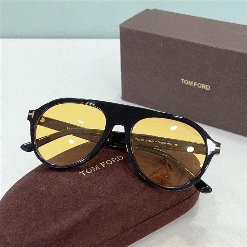 TOM FORD Pilot Horn TF1047 Private Collection Sunglasses $1100 ✨ - buyonlinebehappy