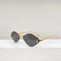 Fendi First FE6082US sunglasses in metal oval shape Women's✨