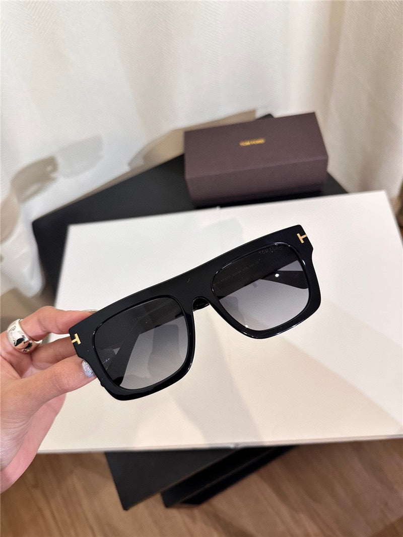 TOM FORD FAUSTO TF0711 Rectangular Sunglasses ✨ - buyonlinebehappy