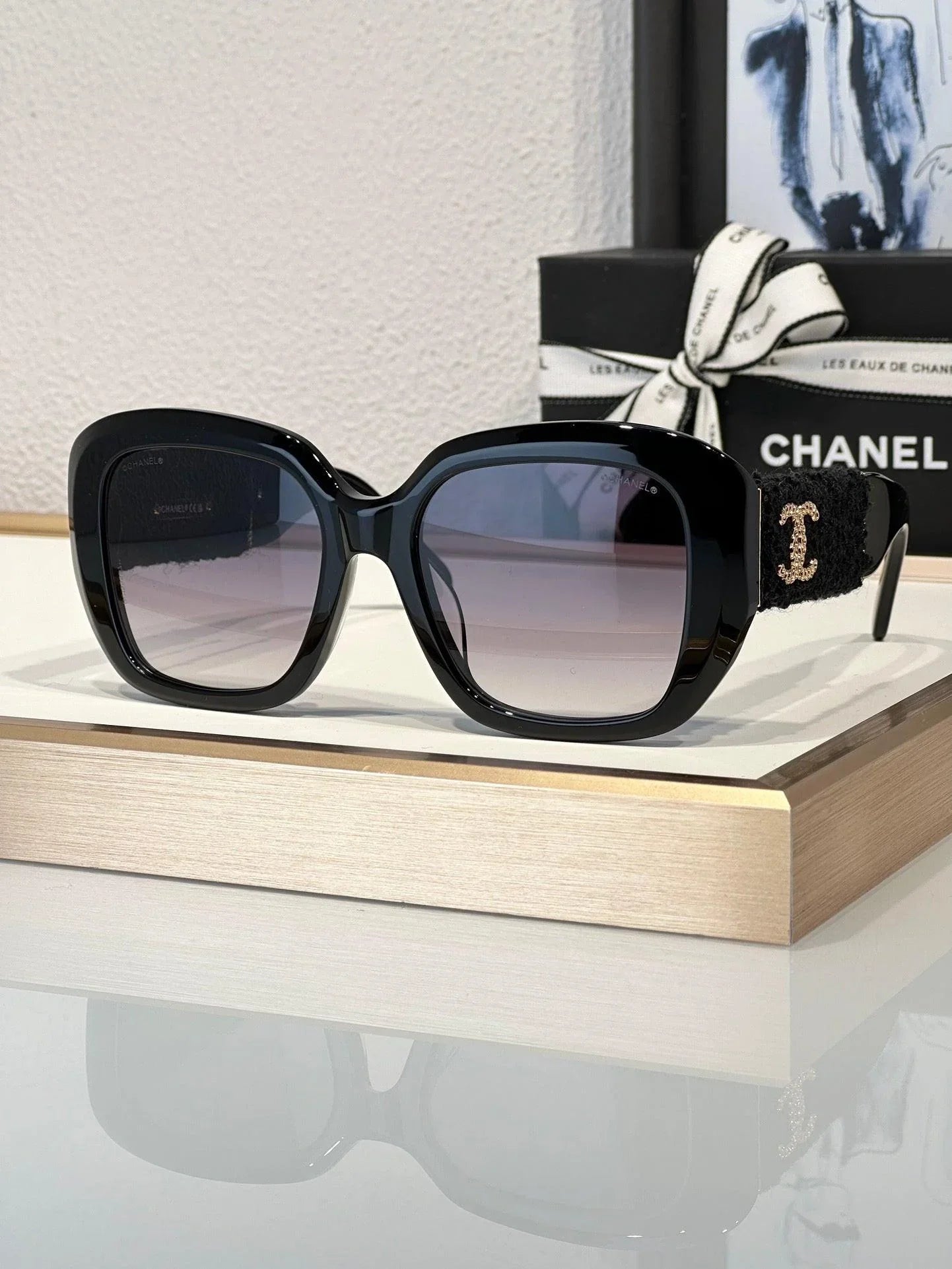 CHANEL Square Sunglasses Acetate & Tweed 5512-A Black Gold NEW CHANEL 5512 Square Sunglasses Acetate & Tweed Black & Gold  main image 3