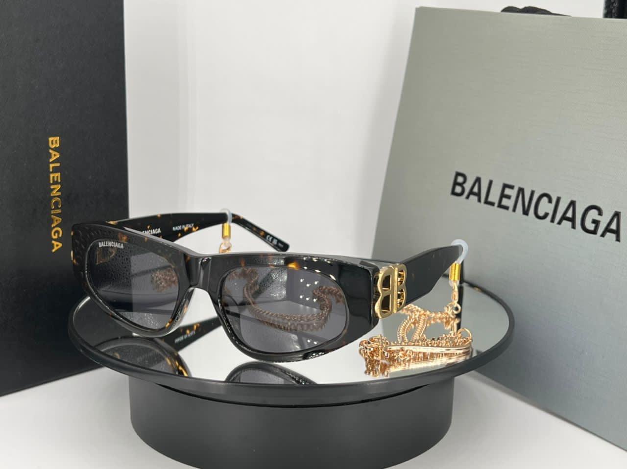 BALENCIAGA DYNASTY D-FRAME SUNGLASSES IN BLACK Sunglasses ✨ - buyonlinebehappy