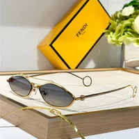 FENDI Baguette FE 40114U-Y Sunglasses Women's✨