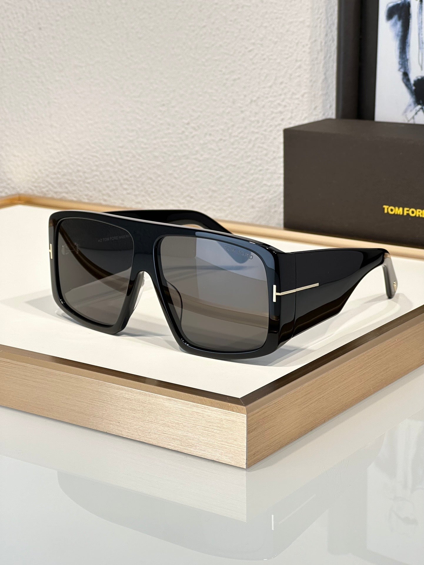 TOM FORD Raven FT1036/S 01B Unisex Sunglasses 🔱 - buyonlinebehappy