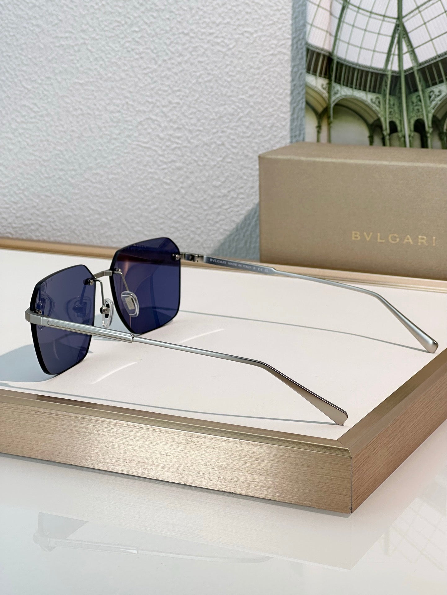 BVLGARI Bv40029 Men's Sunglasses ✨