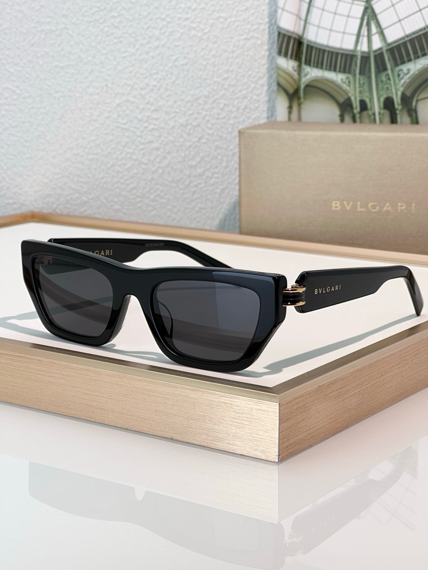 BVLGARI Bvlgari B.Zero1 BV40047  Women's Sunglasses ✨