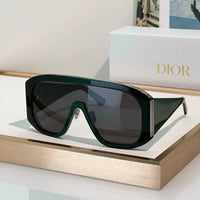 DIOR DiorGraphique M2U Shield Sunglasses ✨