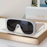 DIOR DiorGraphique M2U Shield Sunglasses ✨
