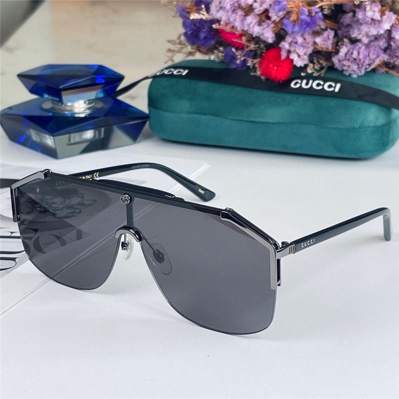 Gucci GG0291S Unisex Sunglasses ✨