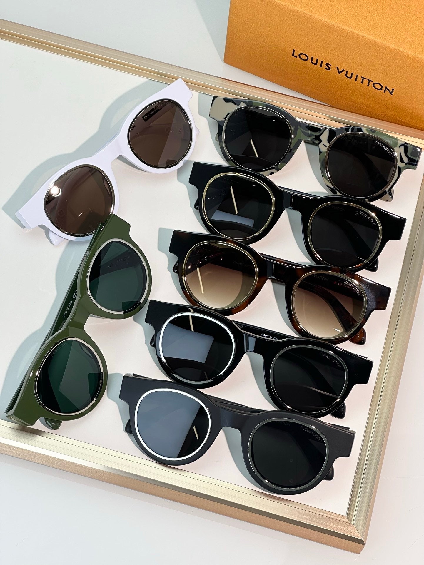 Louis Vuitton Z2506U LV Legacy Round Sunglasses ✨ | onlinechics