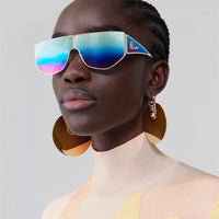 FENDI FE40051U 32A Disco Shield Sunglasses✨