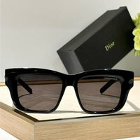 DIOR DiorXplorer S2F Dusty Rectangular Sunglasses✨