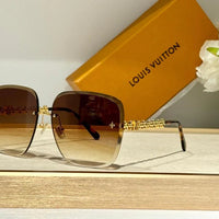 Louis Vuitton 2132U LV Bloom Square Sunglasses  ✨