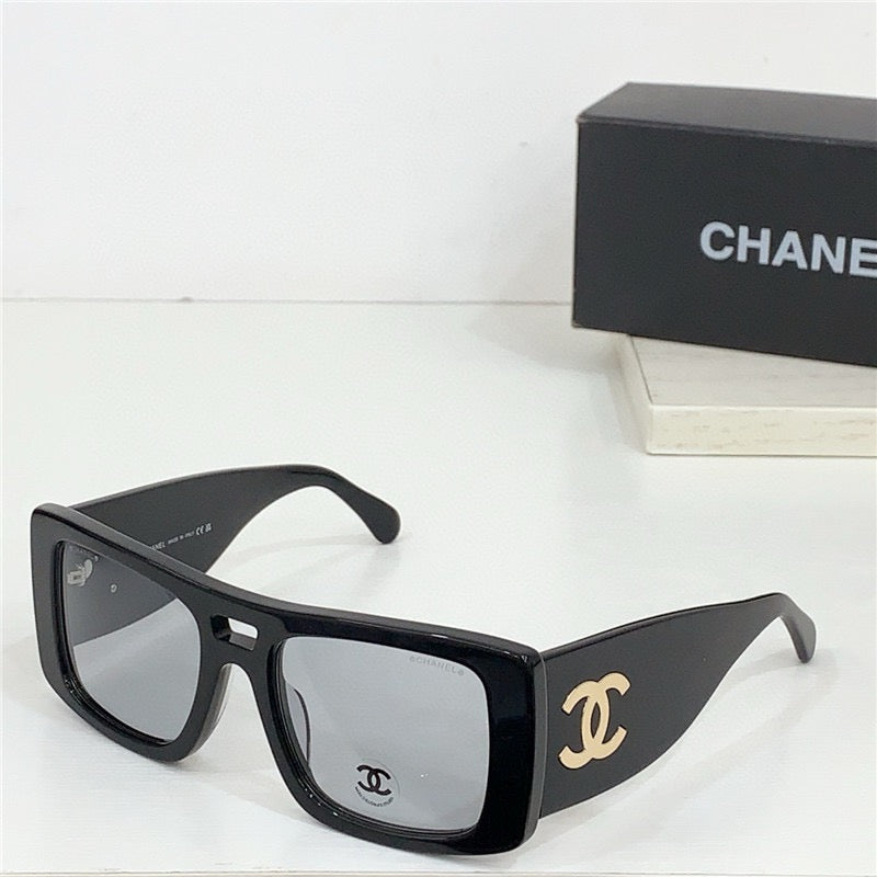 CHANEL Square Sunglasses 9141 🖤