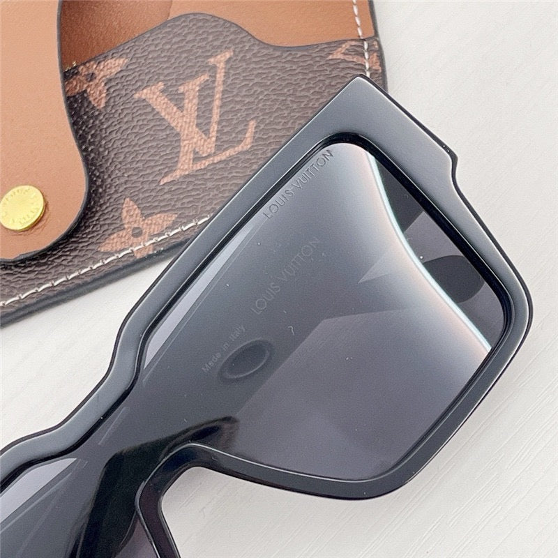 Louis Vuitton Men's LV Clash Mask Sunglasses Z1593W Z1593E ✨