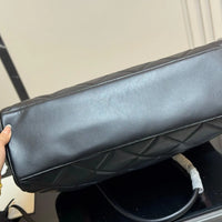 Chanel Vintage Chanel Bowling Black Duffle Bag – 45 cm 🖤