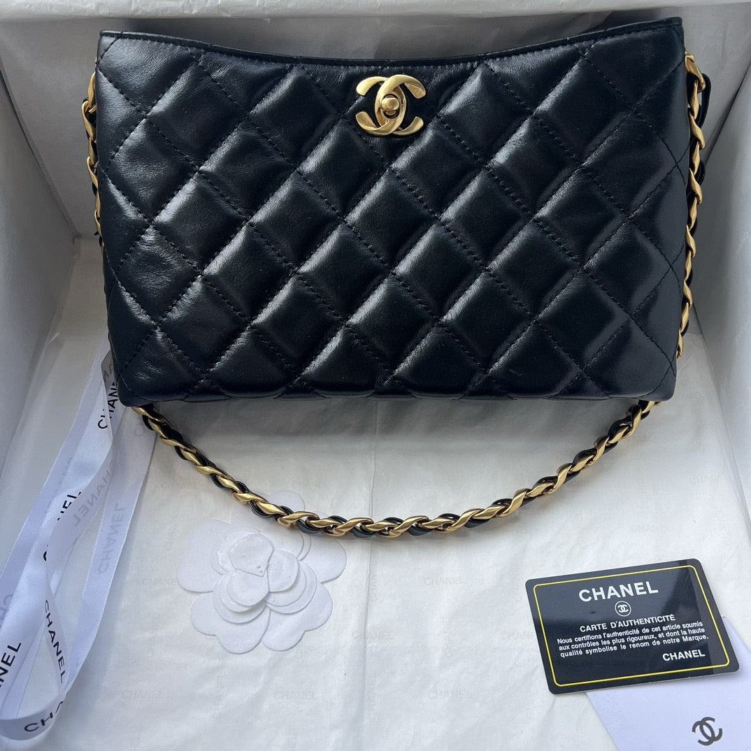 CHANEL HOBO HANDBAG NEW 2024 Collection ✨ - onlinechics.com