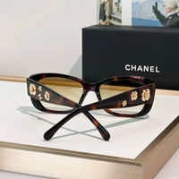 CHANEL 5186A Sunglasses W/ 3D Flower Side Detail   🖤