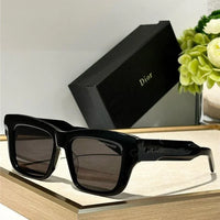 DIOR DiorXplorer S2F Dusty Rectangular Sunglasses✨
