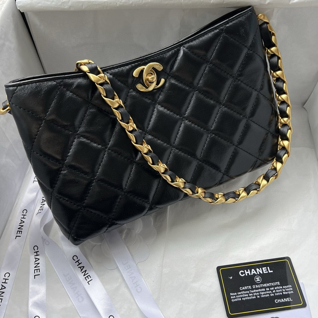 CHANEL HOBO HANDBAG NEW 2024 Collection ✨ - onlinechics.com