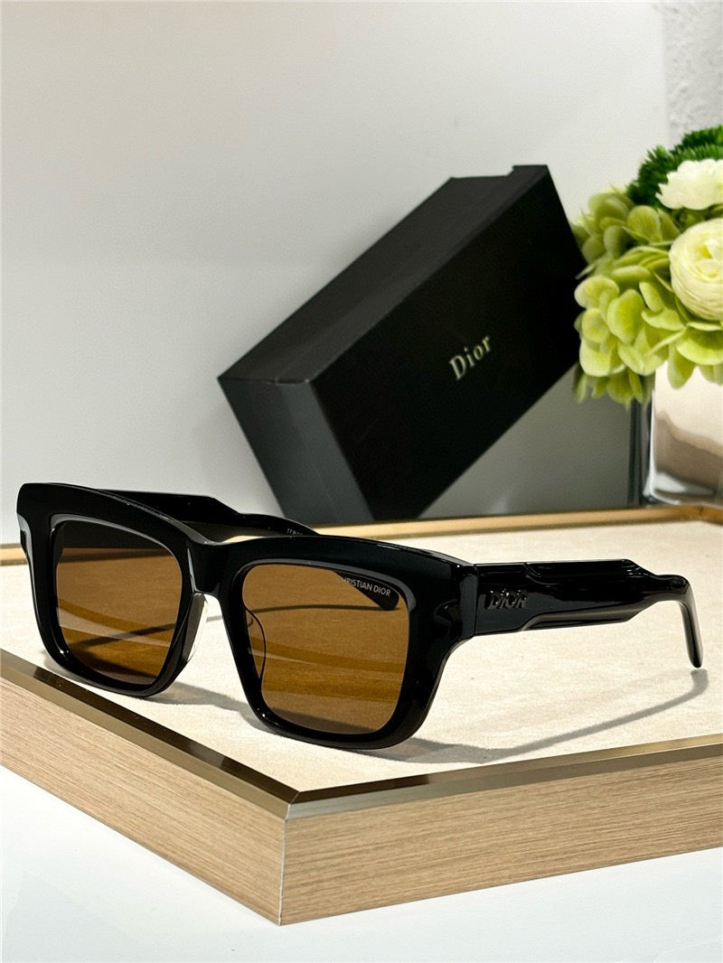 DIOR DiorXplorer S2F Dusty Rectangular Sunglasses✨