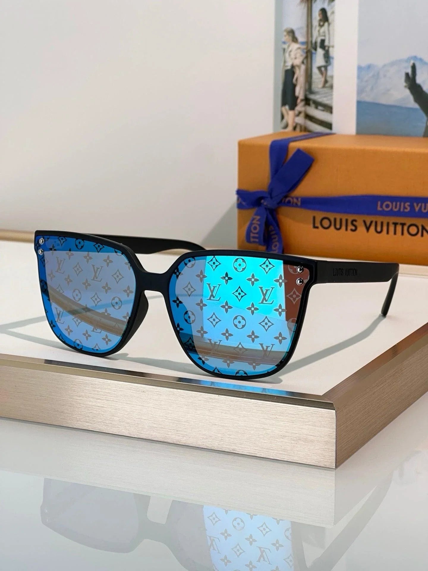 Louis Vuitton Z2973W-Z2974W LV Waimea Large Square Sunglasses