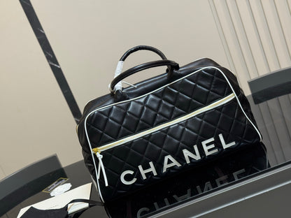 Chanel Vintage CHANEL ULTRA RARE 1994-1996  diamond-quilted holdall bag 🖤 - onlinechics.com