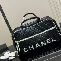 Chanel Vintage CHANEL ULTRA RARE 1994-1996  diamond-quilted holdall bag 🖤