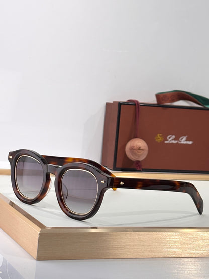 -  Loro Piana Traveller  Unisex Sunglasses 🍂 - onlinechics.com