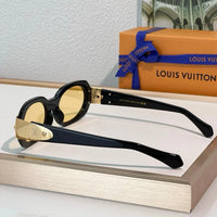 Louis Vuitton Z2600U LV Hinge Sunglasses  ✨