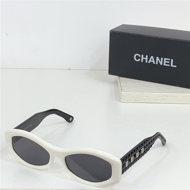 CHANEL Square Sunglasses 5029 Vintage  🖤