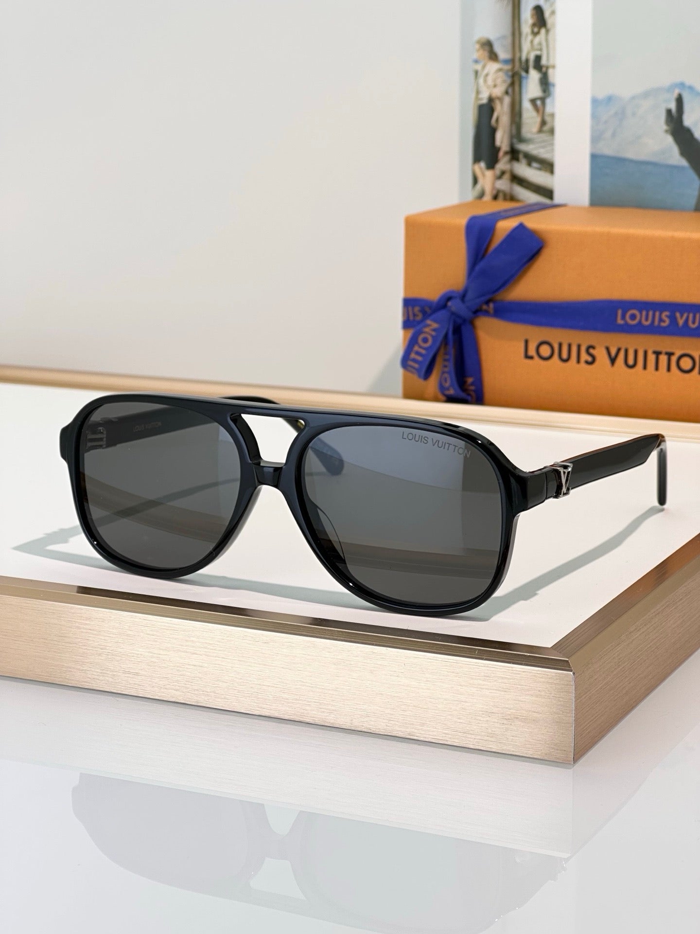 Louis Vuitton Z2866U LV Hit Sunglasses ✨ - onlinechics.com
