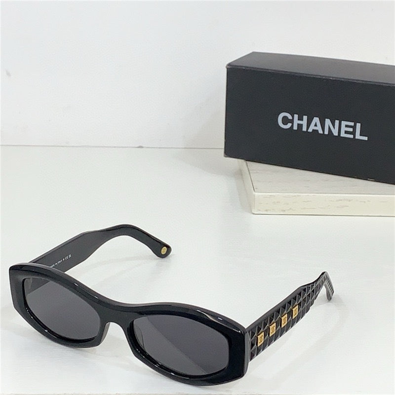 CHANEL Square Sunglasses 5029 Vintage  🖤