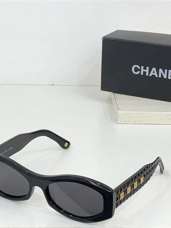 CHANEL Square Sunglasses 5029 Vintage  🖤